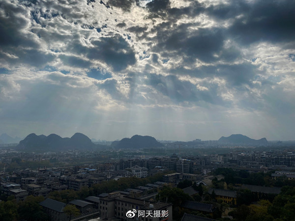 iPhone 11樣張（圖片來自@阿天拍攝）